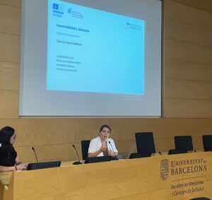 luiza-conferencia-em-barcelona.jpeg